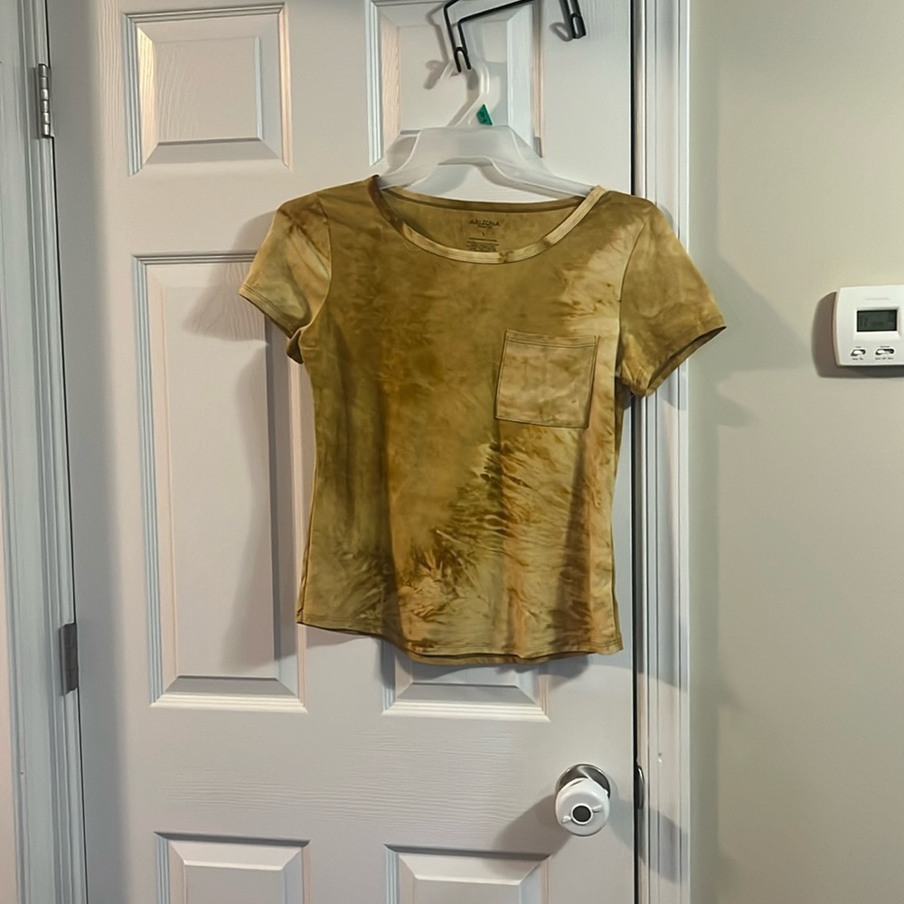 T shirt with pocket
